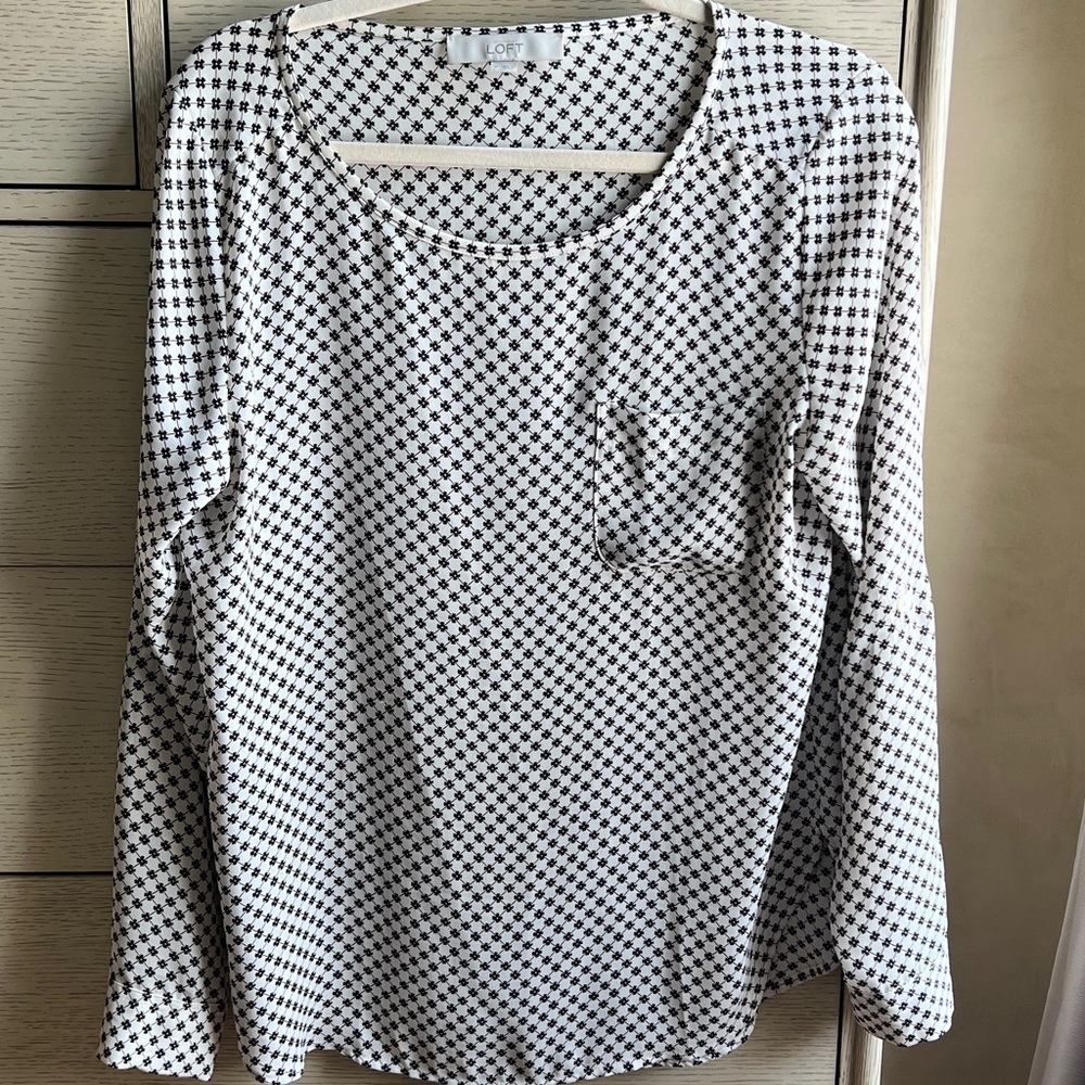 LOFT long sleeve blouse